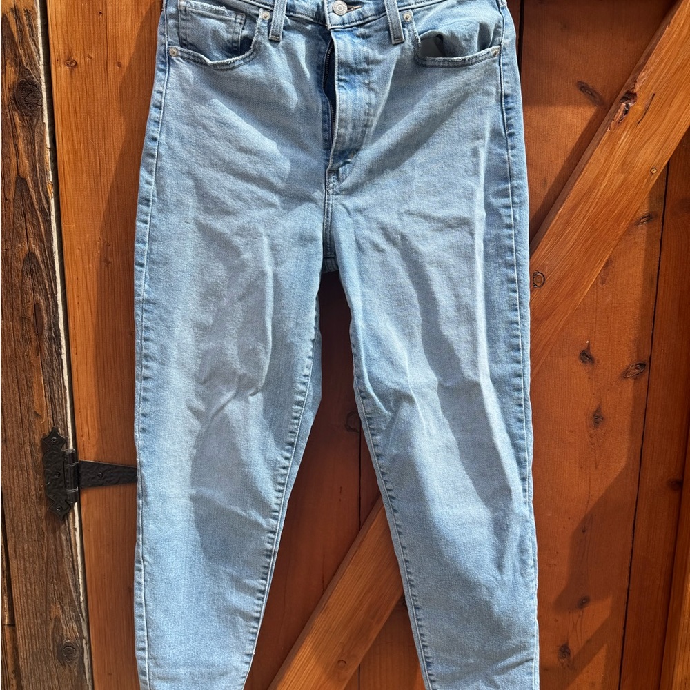 Levis Women's High Waisted Mom Jeans